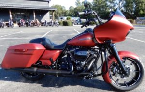 2019 Harley Road Glide Special with 18x5.5 Ion Starkline fat tire wheel
