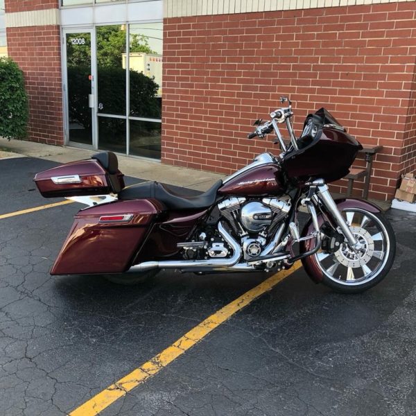Road Glide with 21 dual disk RYD diode wheel